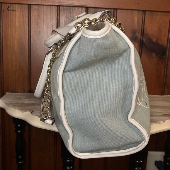 Juicy Couture Light Blue denim Handbag with Gold Chain - Picture 4 of 14